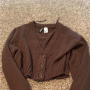 Brown Button-Up Cardigan xs Divided cropped